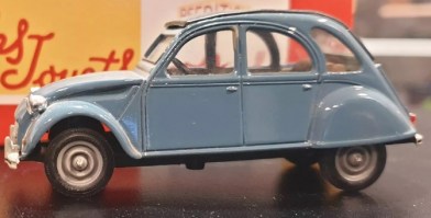 SOLIDO 2CV6